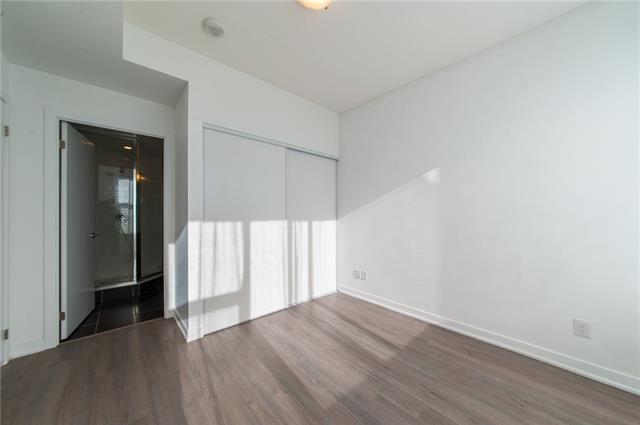 1210 85 Duke Street W, Kitchener, Ontario, Canada