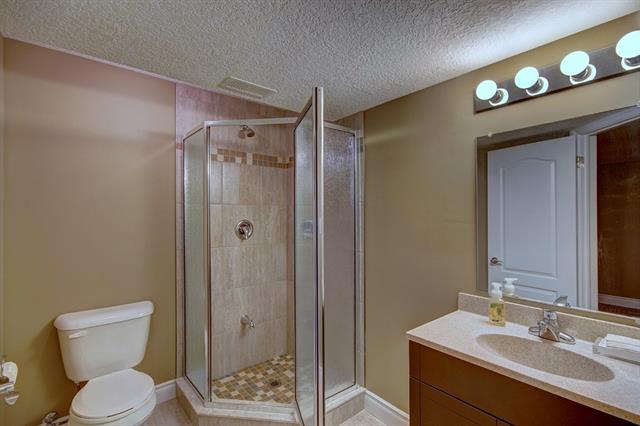 743 Cedar Bend Drive, Waterloo, Ontario, Canada