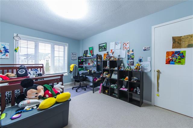 831 Grand Banks Drive, Waterloo, Ontario, Canada