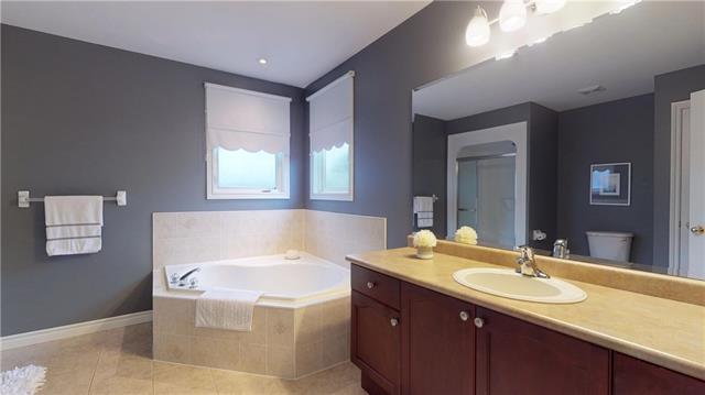 721 Cedar Bend Drive, Waterloo, Ontario, Canada