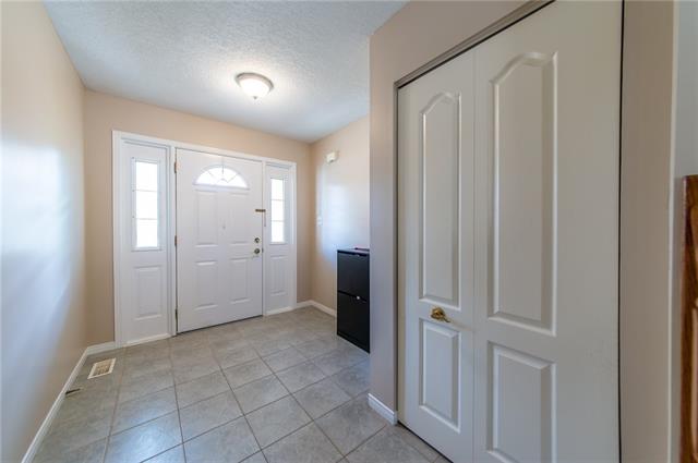 556 Beechwood Drive, Waterloo, Ontario, Canada