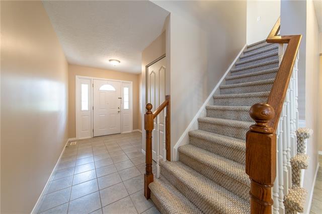 556 Beechwood Drive, Waterloo, Ontario, Canada