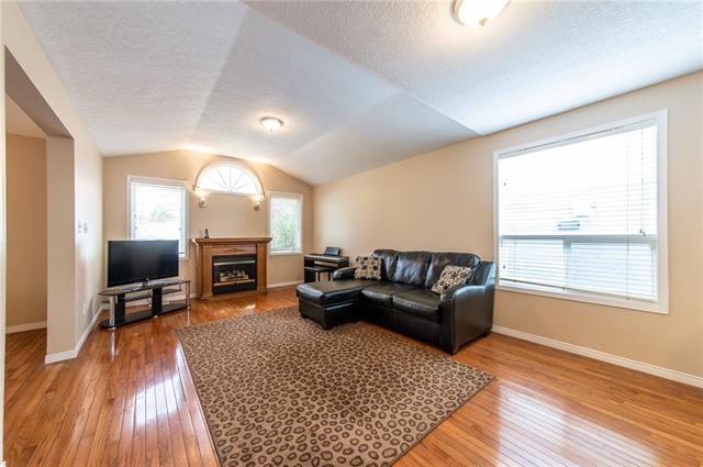 556 Beechwood Drive, Waterloo, Ontario, Canada