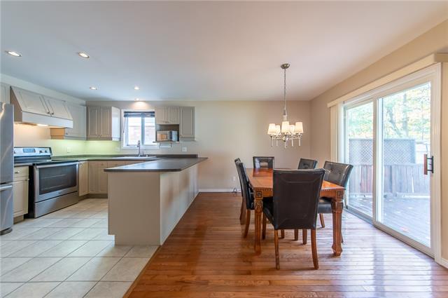 556 Beechwood Drive, Waterloo, Ontario, Canada