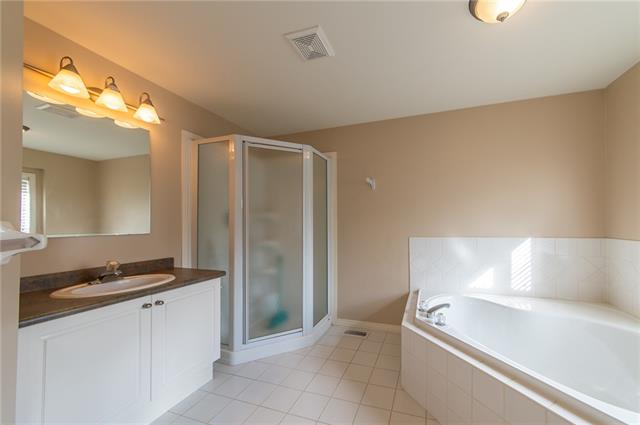556 Beechwood Drive, Waterloo, Ontario, Canada