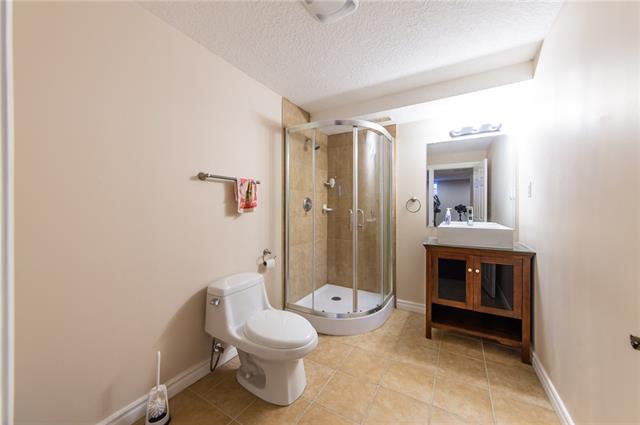 556 Beechwood Drive, Waterloo, Ontario, Canada