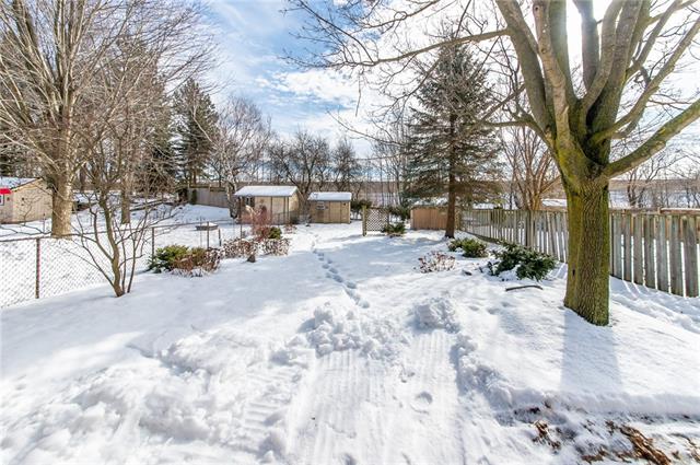 75 Royal Orchard Place, Kitchener, Ontario, Canada