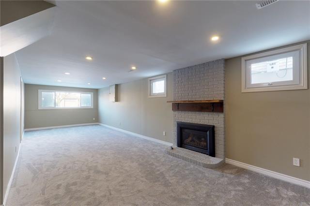 75 Royal Orchard Place, Kitchener, Ontario, Canada