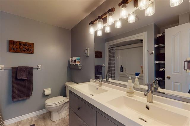 681 Columbia Forest Boulevard, Waterloo, Ontario, Canada