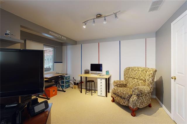 681 Columbia Forest Boulevard, Waterloo, Ontario, Canada