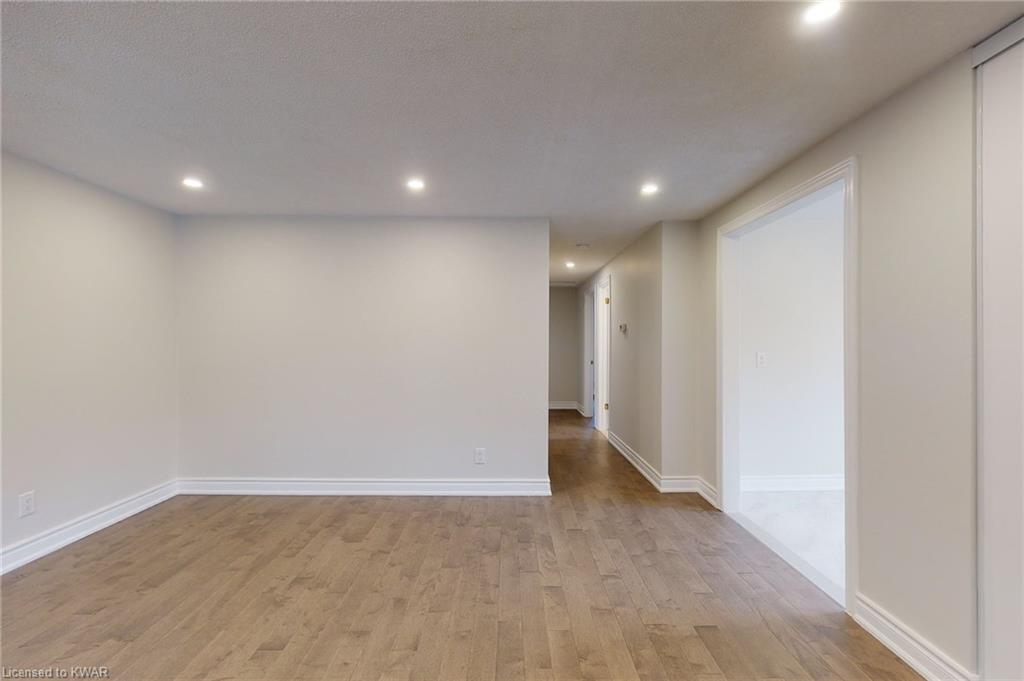 426 Midwood Crescent, Waterloo, Ontario, Canada