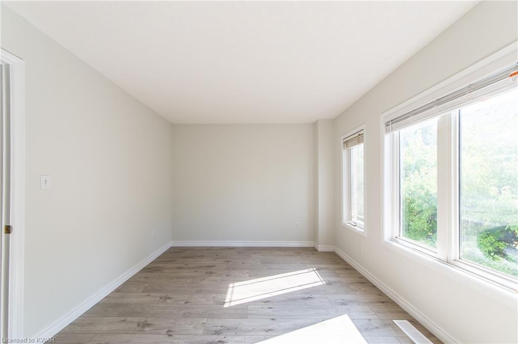 619 WILD GINGER Avenue Unit# J54, Waterloo, Ontario, Canada