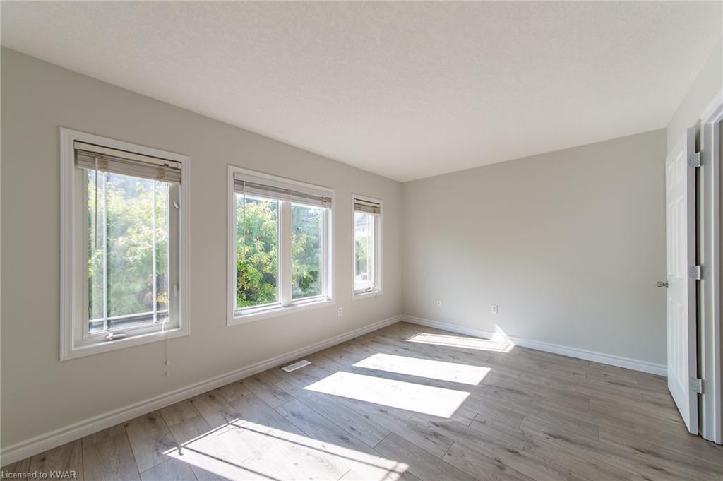 619 WILD GINGER Avenue Unit# J54, Waterloo, Ontario, Canada