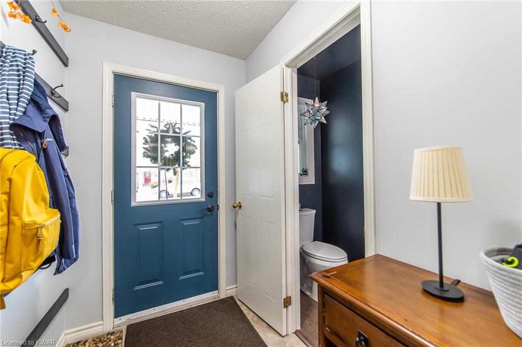 715 ANGLER Way, Waterloo, Ontario, Canada