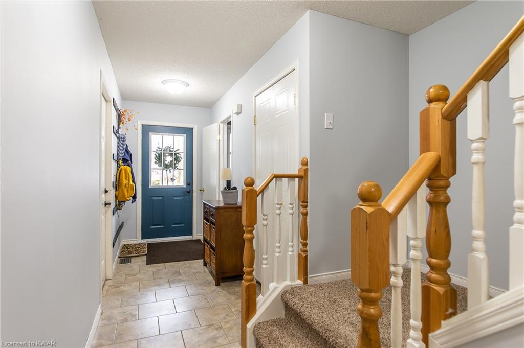 715 ANGLER Way, Waterloo, Ontario, Canada