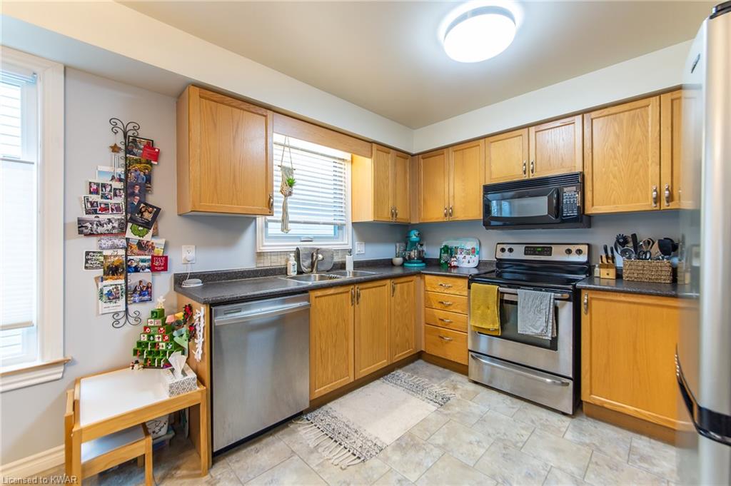 715 ANGLER Way, Waterloo, Ontario, Canada
