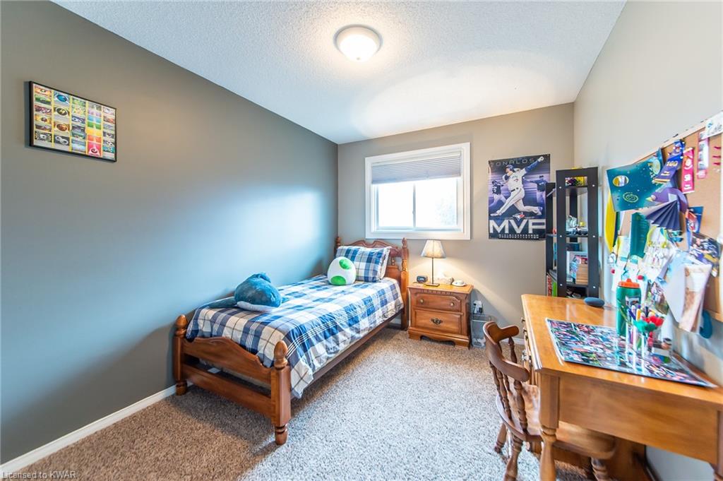 715 ANGLER Way, Waterloo, Ontario, Canada