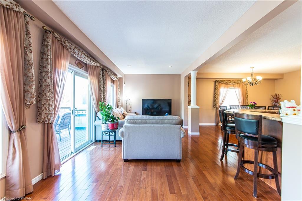 690 WINTERBERRY Avenue, Waterloo, Ontario, Canada