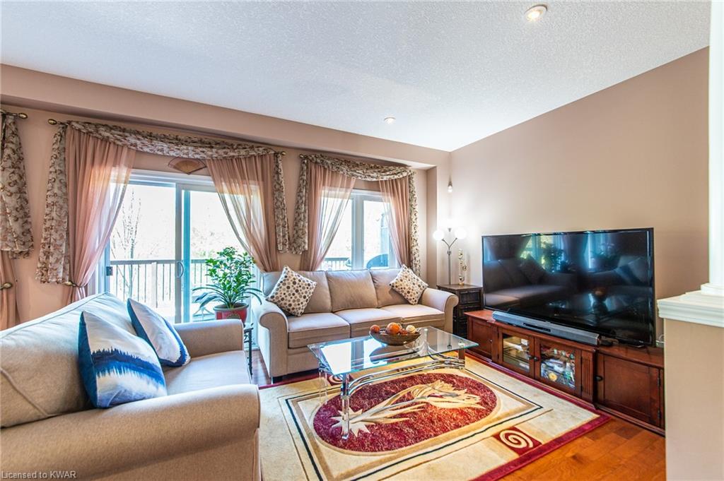 690 WINTERBERRY Avenue, Waterloo, Ontario, Canada