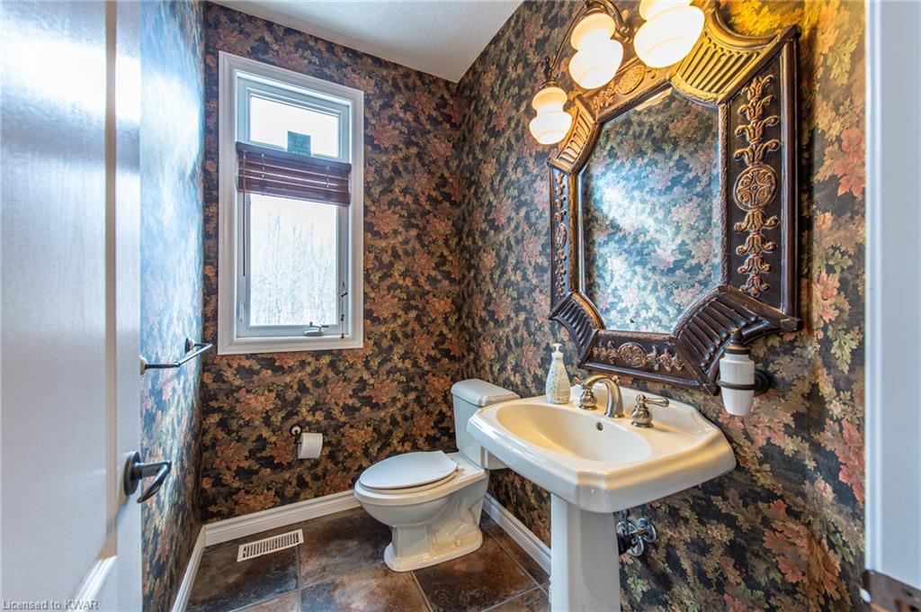 307 RED OSIER Road, Waterloo, Ontario, Canada