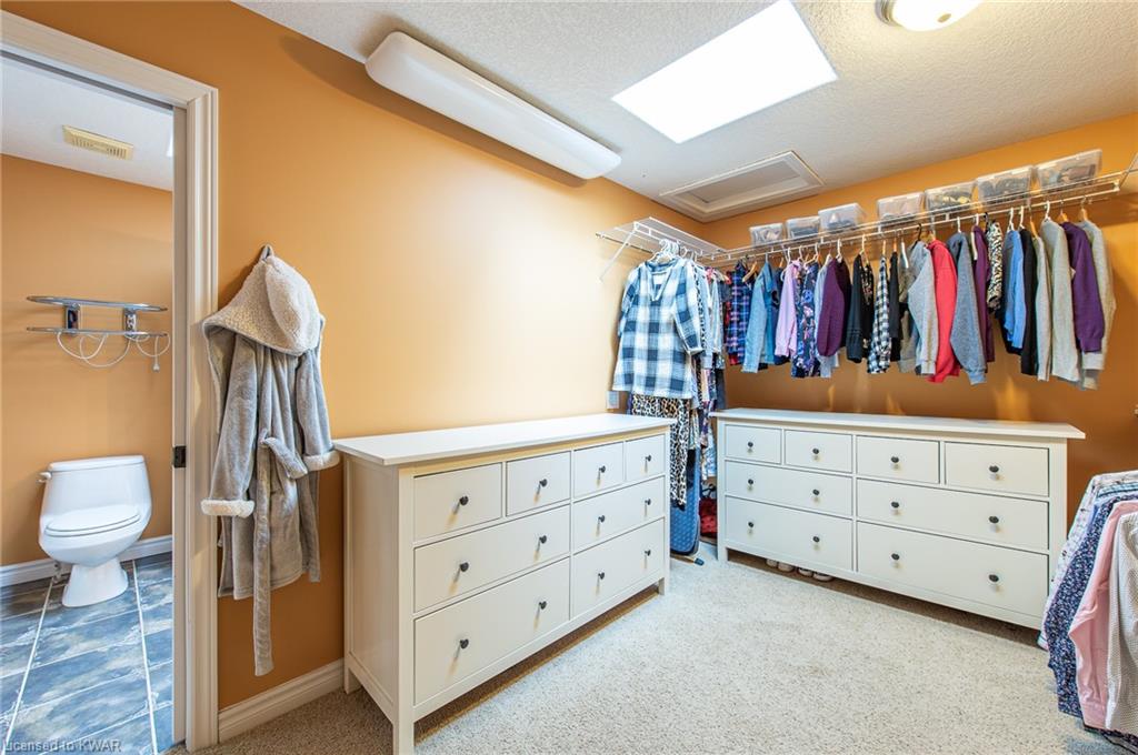 307 RED OSIER Road, Waterloo, Ontario, Canada