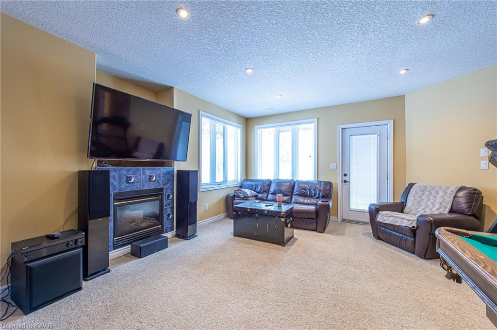 307 RED OSIER Road, Waterloo, Ontario, Canada