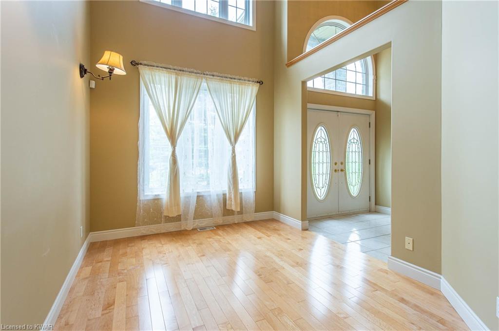 315 RED OSIER Road, Waterloo, Ontario, Canada