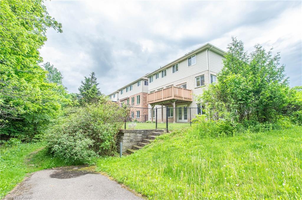 315 RED OSIER Road, Waterloo, Ontario, Canada