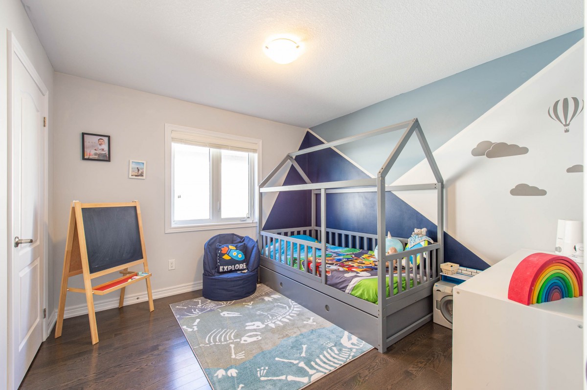 700 LINDEN Drive, Cambridge, Ontario N3H 5L5