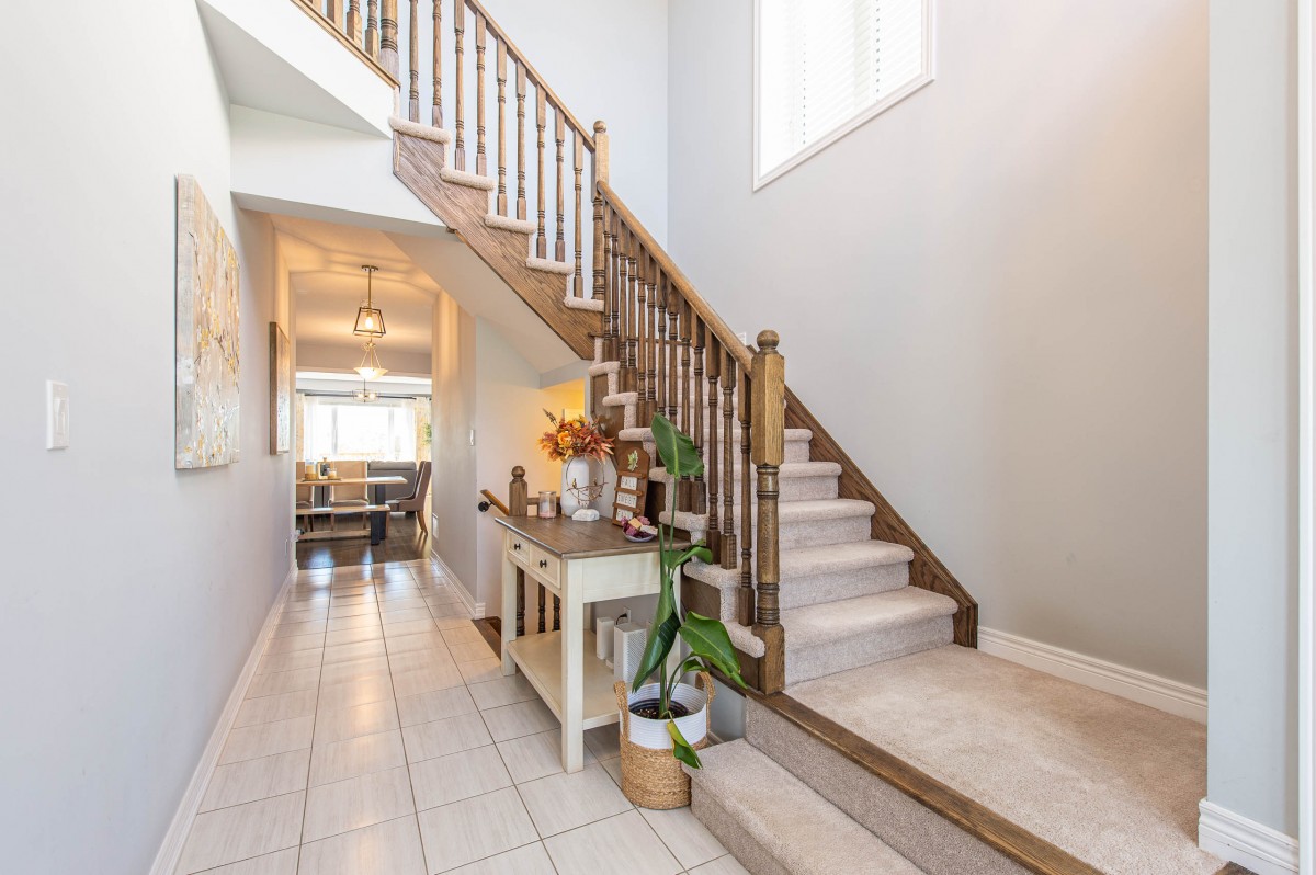 700 LINDEN Drive, Cambridge, Ontario N3H 5L5