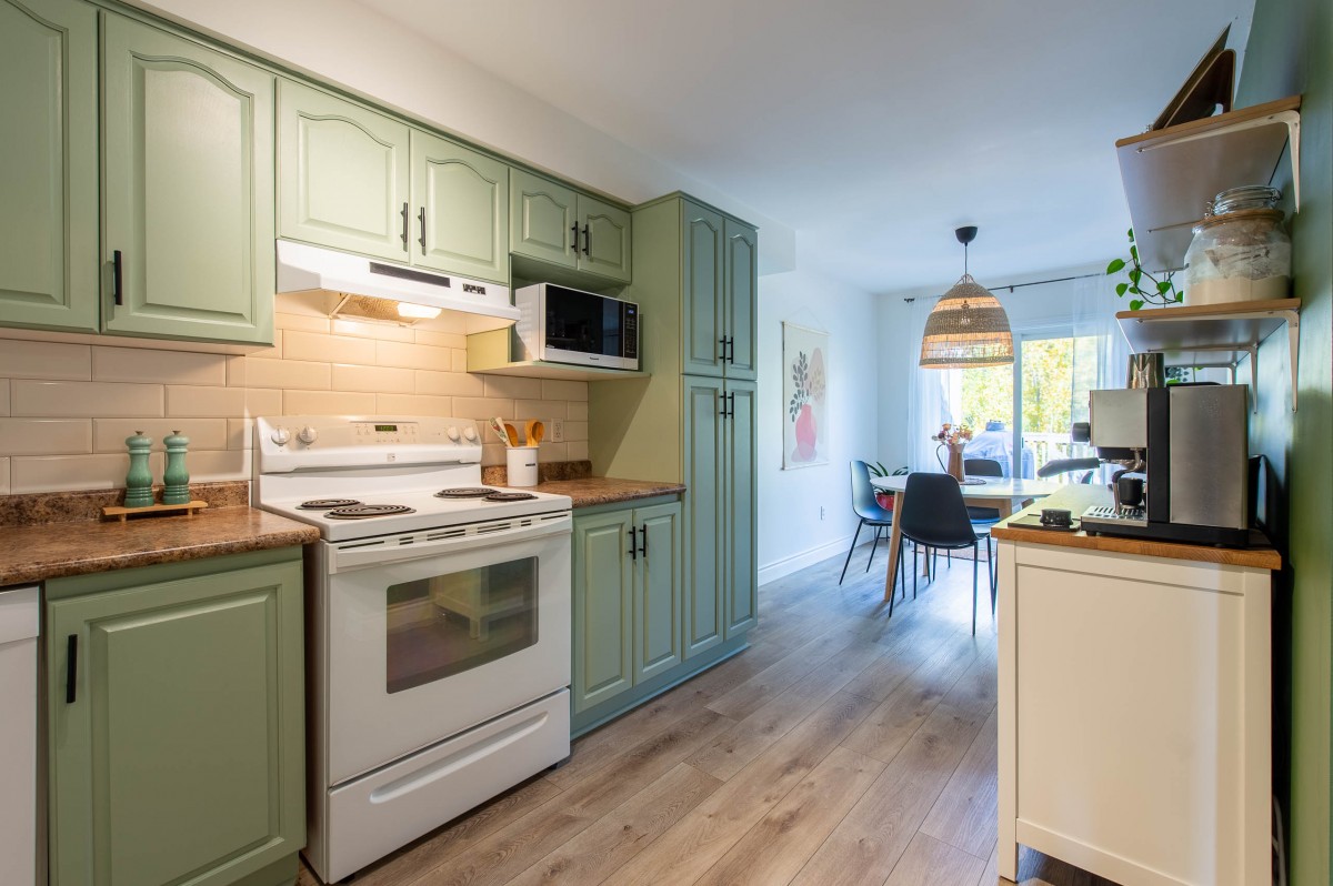 296 BRIARMEADOW Drive, Kitchener, Ontario N2A 4L1