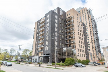 8 HICKORY Street W Unit #701, Waterloo, Ontario, Canada photo 1