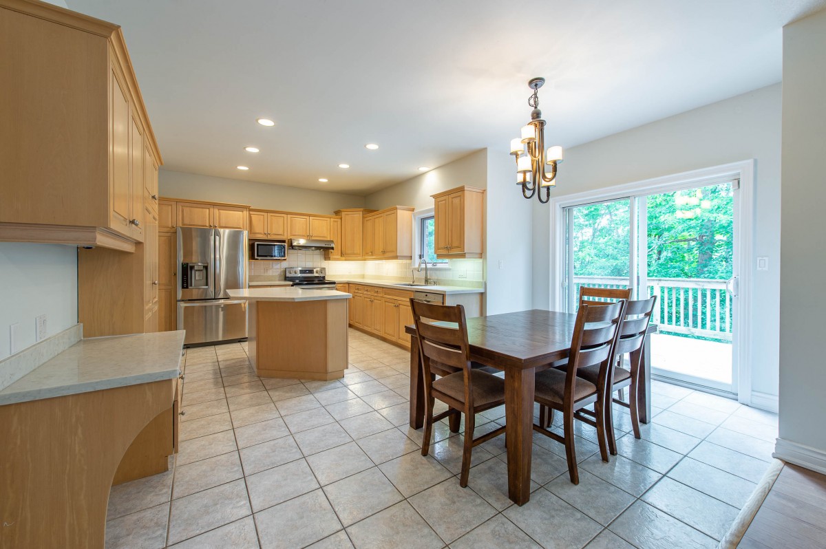 573 WILLOW WOOD Drive, Waterloo, Ontario, Canada photo 12