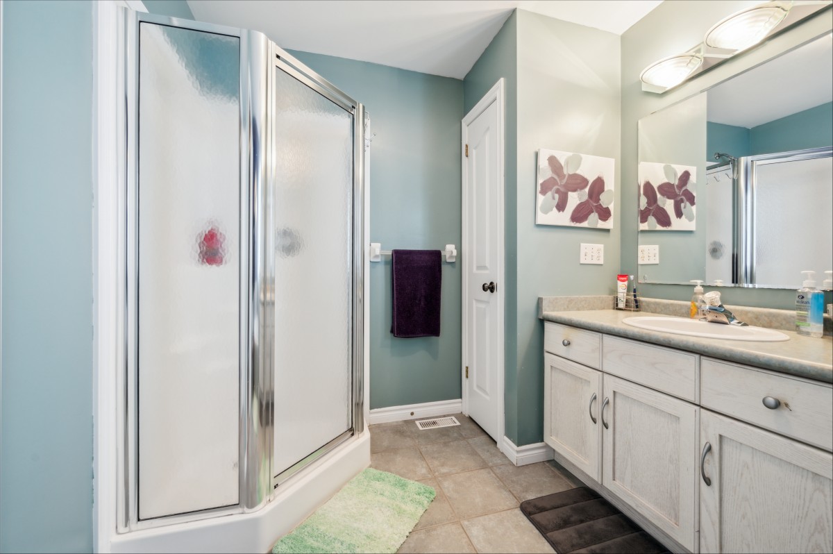 744 BUTTERNUT Avenue, Waterloo, Ontario, Canada photo 25