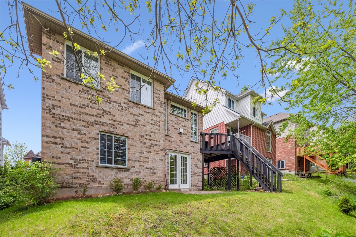 744 BUTTERNUT Avenue, Waterloo, Ontario, Canada photo 44