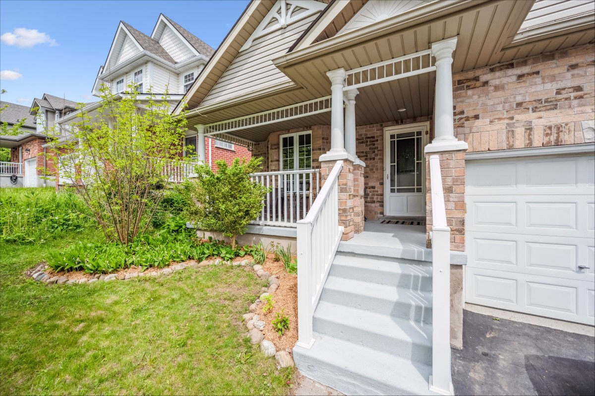 744 BUTTERNUT Avenue, Waterloo, Ontario, Canada photo 3