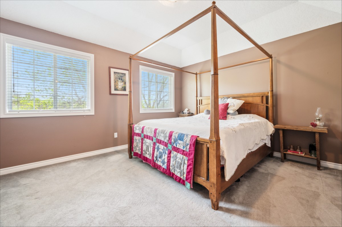 744 BUTTERNUT Avenue, Waterloo, Ontario, Canada photo 22