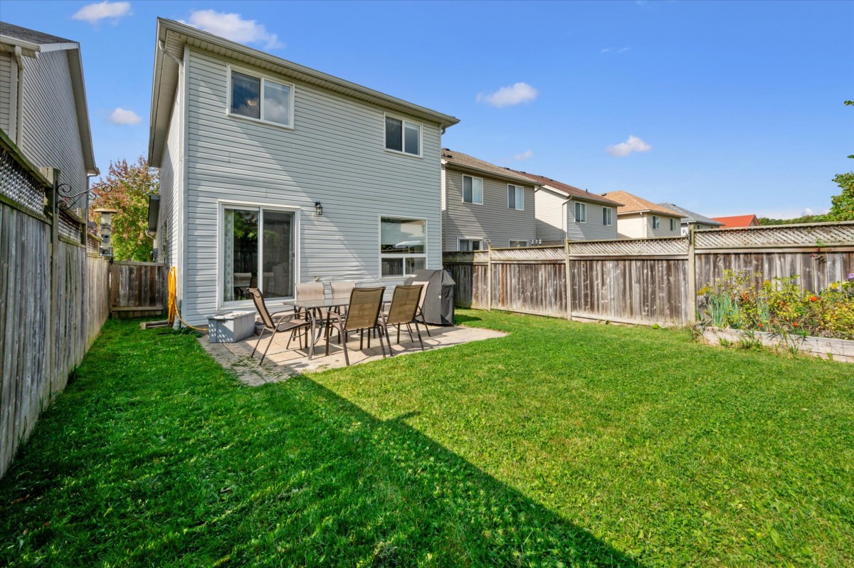 724 PARIS Boulevard, Waterloo, Ontario, Canada photo 29