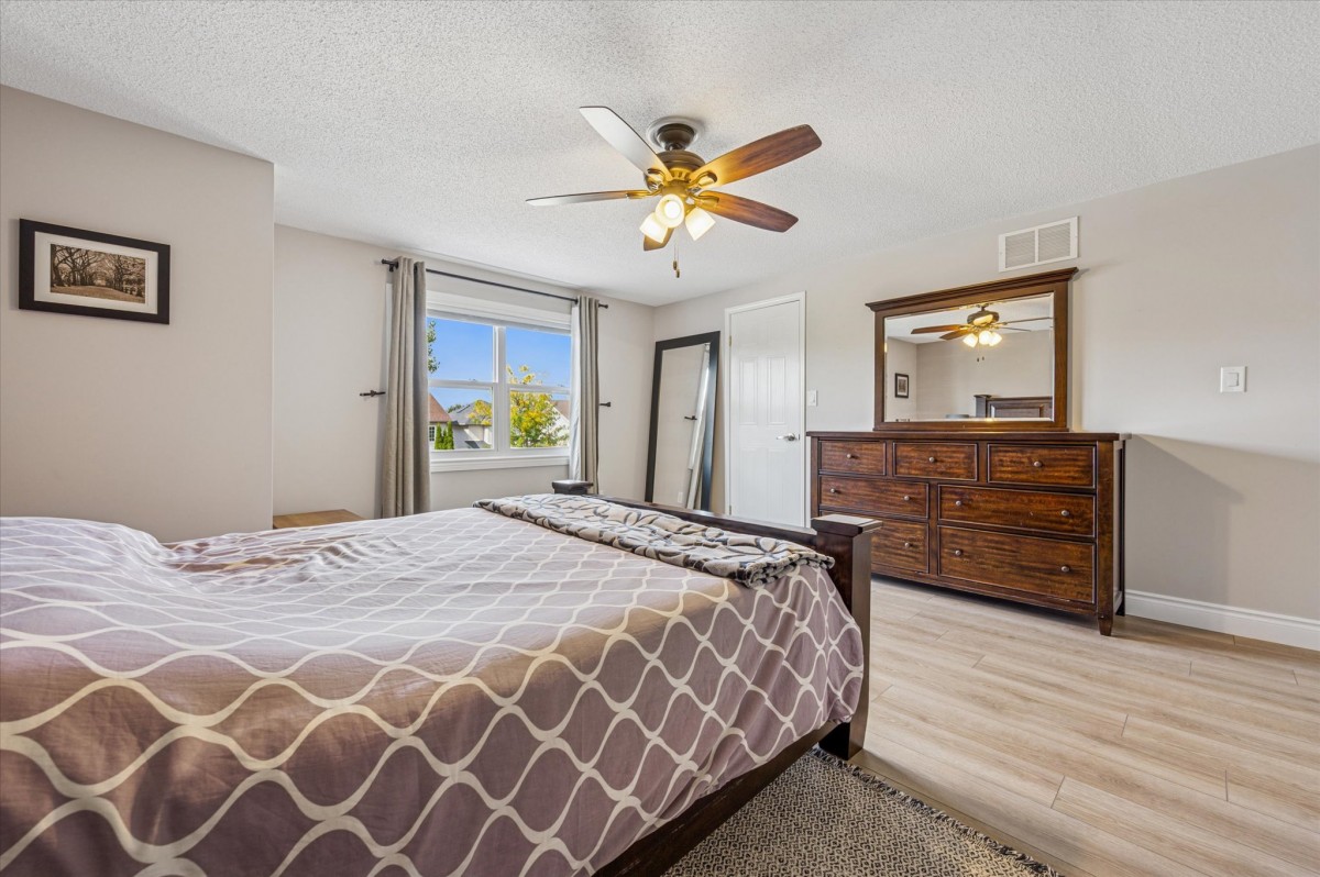 724 PARIS Boulevard, Waterloo, Ontario, Canada photo 21