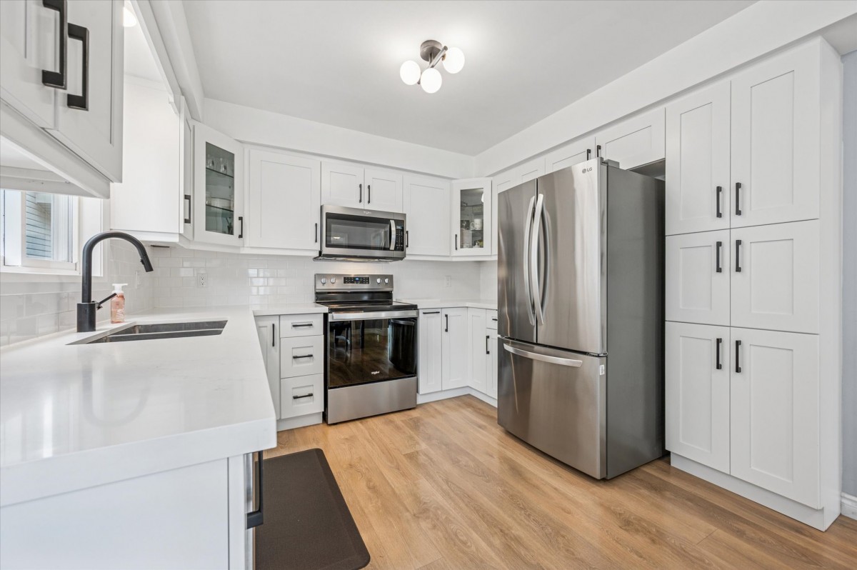 724 PARIS Boulevard, Waterloo, Ontario, Canada photo 12