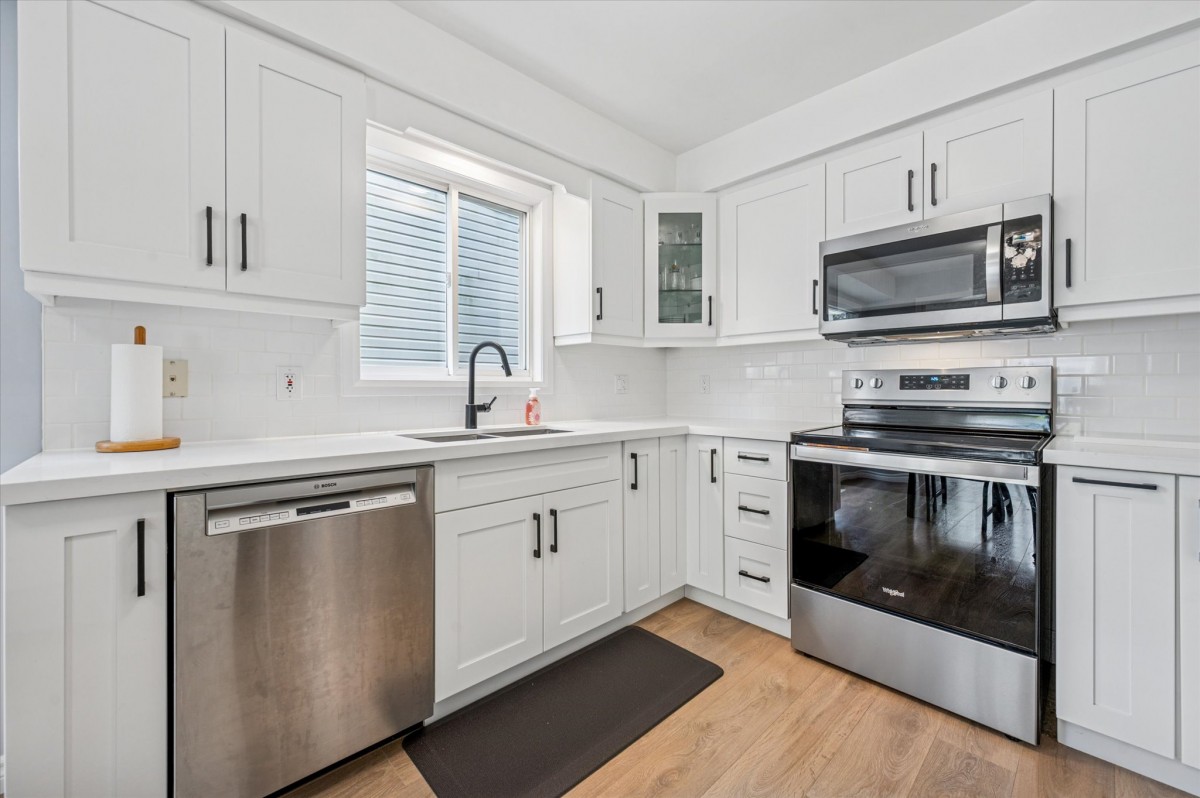 724 PARIS Boulevard, Waterloo, Ontario, Canada photo 13