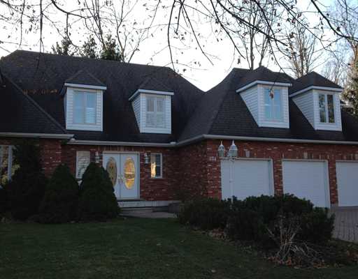 654 DEER RUN DR, Waterloo, Ontario, Canada