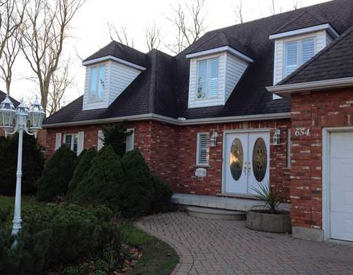 654 DEER RUN DR, Waterloo, Ontario, Canada