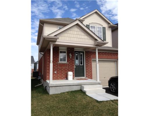 452 BEAUMONT CR, Kitchener, Ontario, Canada