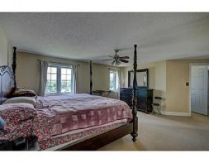450 GATESTONE Boulevard , Waterloo, Ontario, Canada