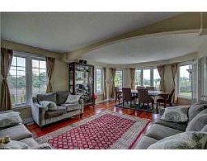 450 GATESTONE Boulevard , Waterloo, Ontario, Canada