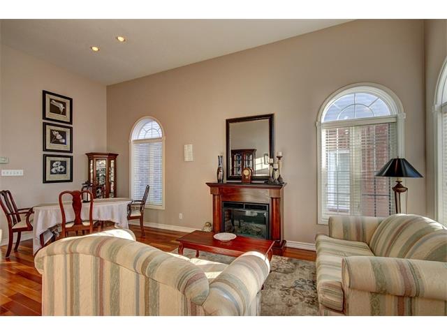215 Pineland Court, Waterloo, Ontario, Canada