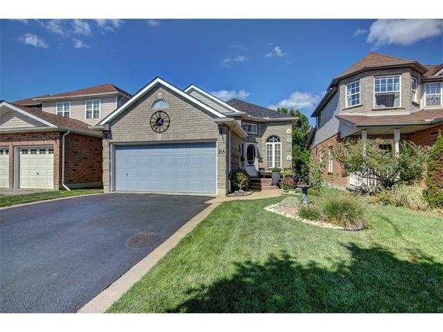 215 Pineland Court, Waterloo, Ontario, Canada