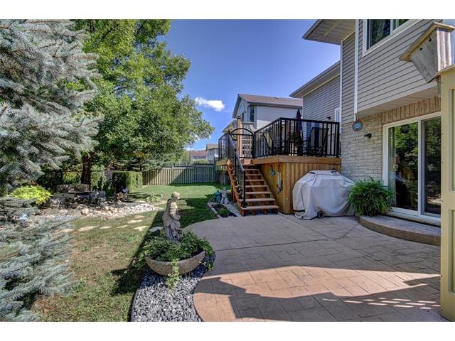 215 Pineland Court, Waterloo, Ontario, Canada