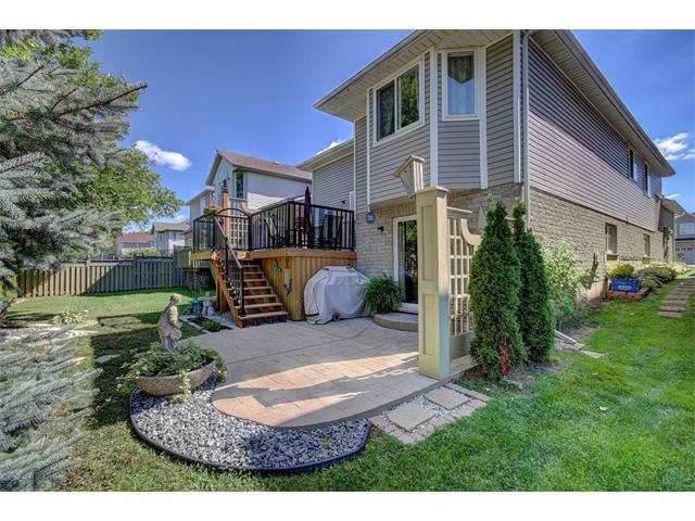 215 Pineland Court, Waterloo, Ontario, Canada